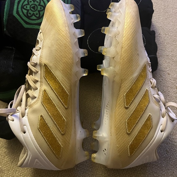 Men's Plastic Spikes - Picture 1 of 3